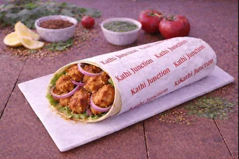 Chicken Kurkure Roll